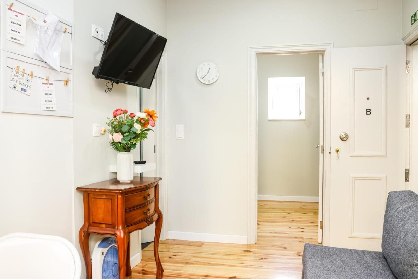 Residencia Queiros - Apartamento T1 Lisbon Luaran gambar