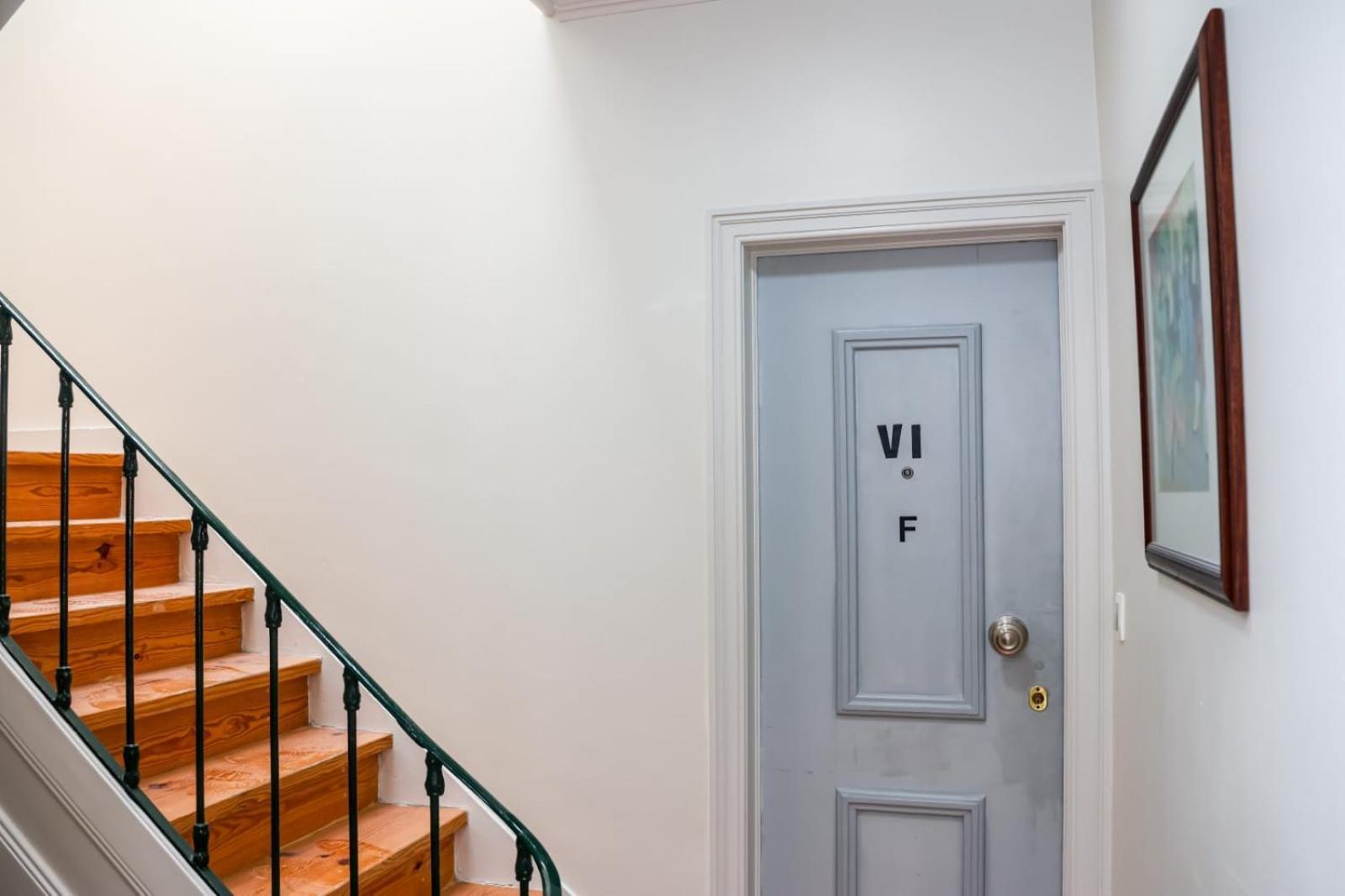 Residencia Queiros - Apartamento T1 Lisbon Luaran gambar