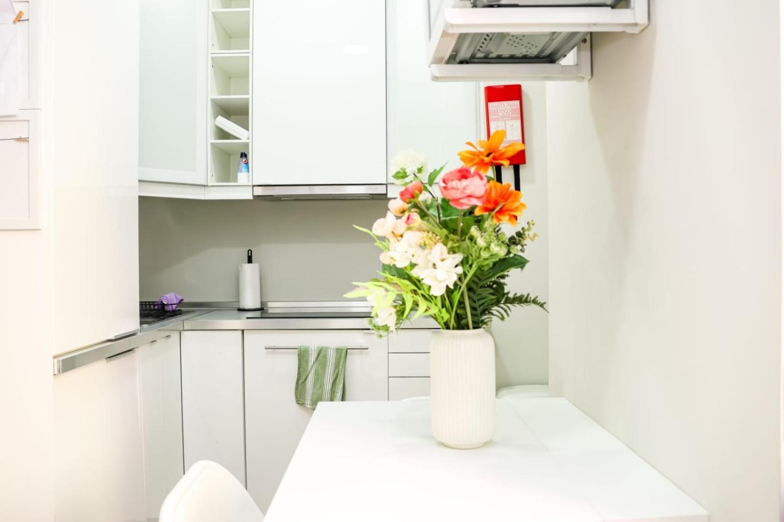 Residencia Queiros - Apartamento T1 Lisbon Luaran gambar
